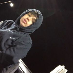 Meet your Posher, Blake